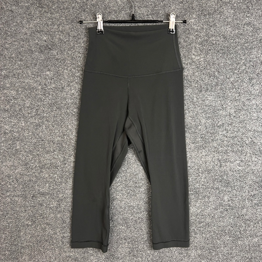 Lululemon Align HR Crop‎ Leggings Women's Gray Yoga Pants Athletic Gym size 2